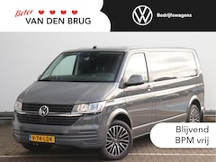 Volkswagen Transporter - 2.0 TDI 204pk L2H1 30 DC | Navigatie 'Pro' | Trekhaak | Dodehoekdetectie | Stoelverwarming