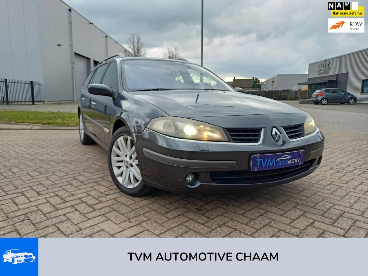 Renault Laguna Grand Tour - 2.0-16V Privilège NAVI LM VELGEN - AutoWereld.nl