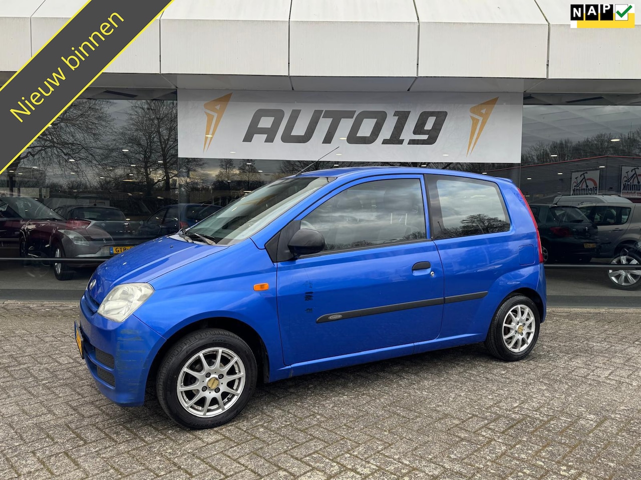 Daihatsu Cuore - 1.0-12V 100th Anniversary 1.0-12V 100th Anniversary - AutoWereld.nl