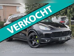 Porsche Cayenne - 3.0 S E-Hybrid 416 PK Adaptive Sport Chrono Trekhaak Luchtvering 360 Camera