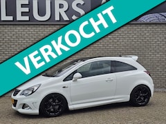 Opel Corsa - 1.6-16V Turbo OPC