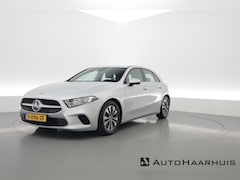 Mercedes-Benz A-klasse - 180 d Business Solution | Navi | Camera | Apple CarPlay | Trekhaak | Clima