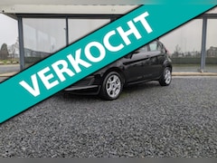 Ford Fiesta - 1.0 Style | 5 deurs | Navigatie | Velgen | Airco