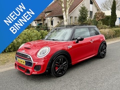 MINI John Cooper Works - 2.0 231PK Automaat•Pano