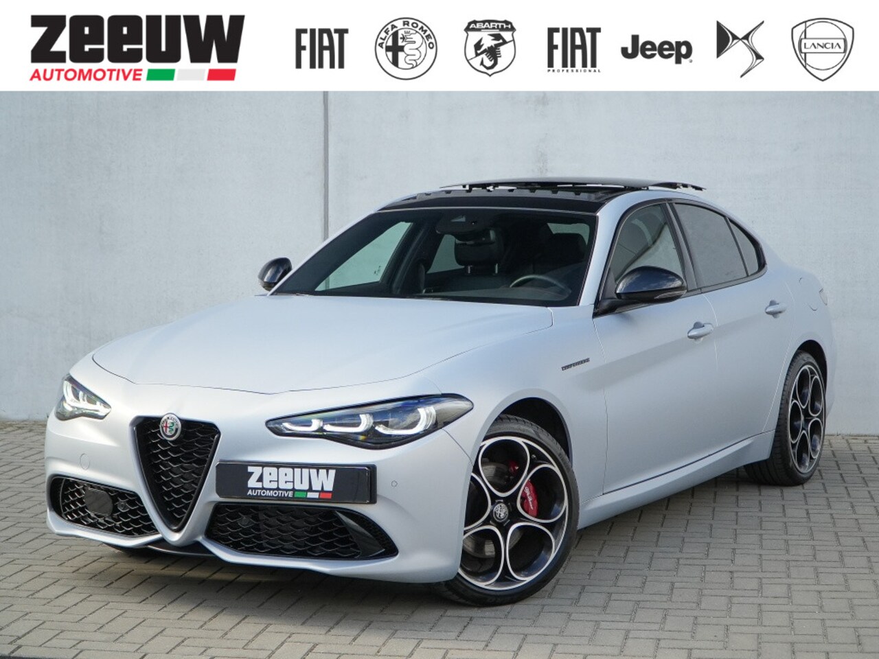 Alfa Romeo Giulia - 2.0 Turbo 280 PK Competizione Q4 AWD | Pano | Harman | 19" - AutoWereld.nl