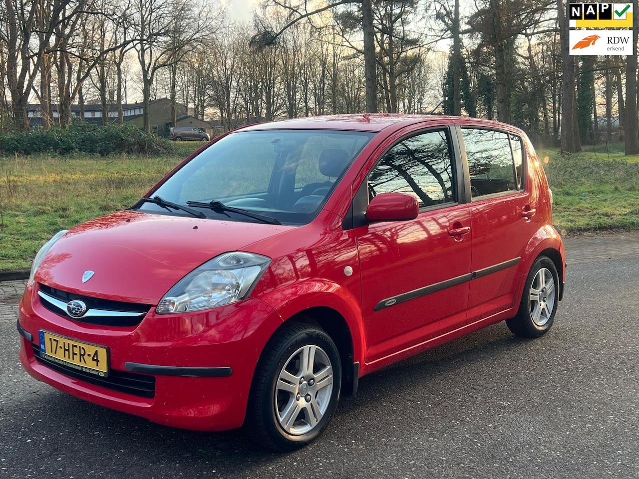 Subaru Justy - 1.0 Comfort S Airco Elec Ramen 2009 Rood 5 deurs Nwe apk - AutoWereld.nl