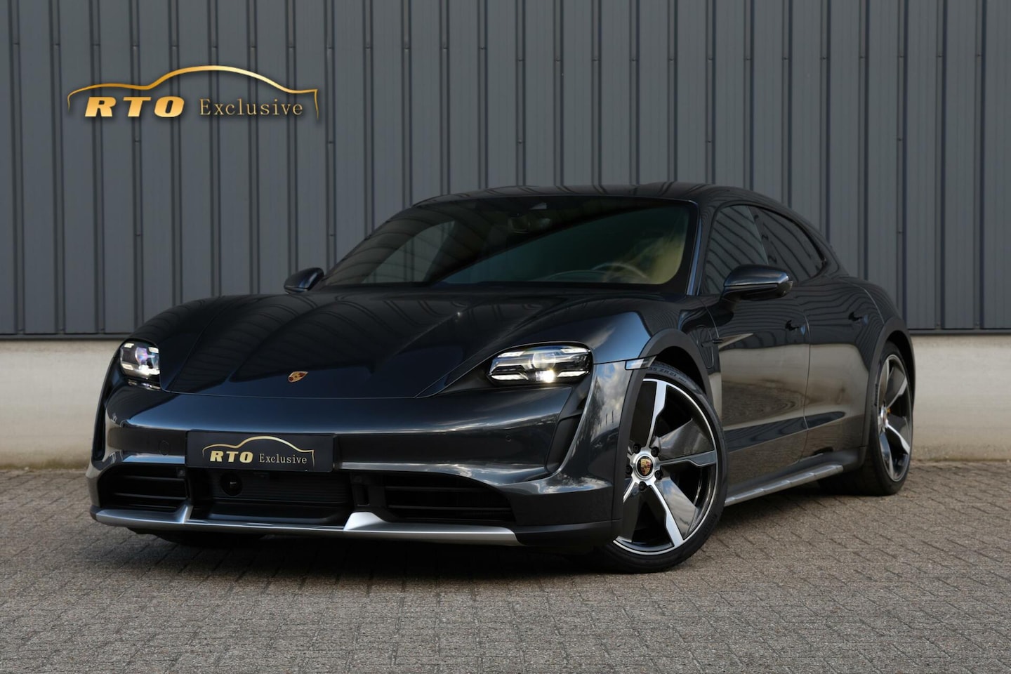 Porsche Taycan Cross Turismo - Turbo 93 kWh|ceramic|Approved|21 - AutoWereld.nl