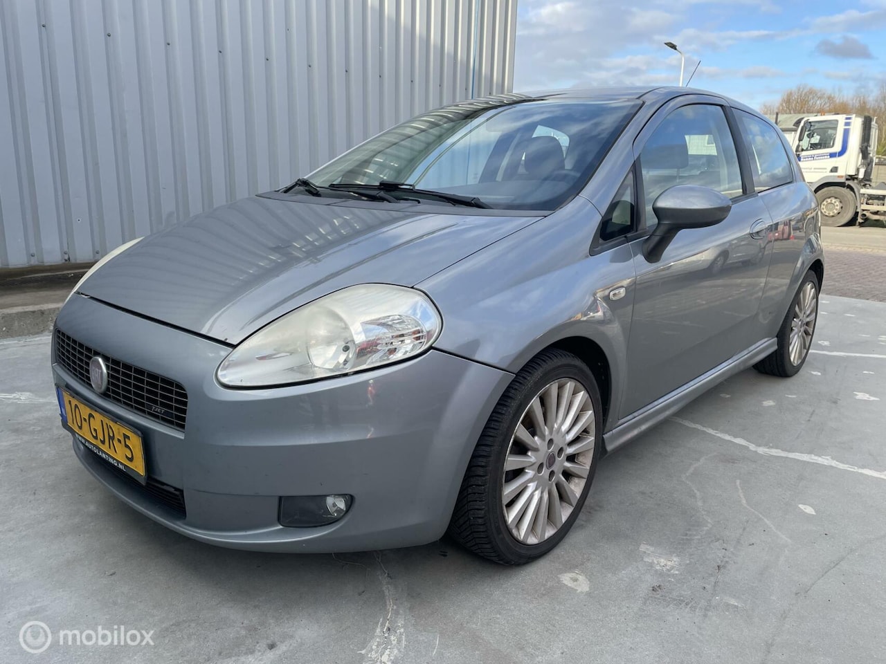 Fiat Punto - 1.4 GT Turbo T-Jet | MOTORSCHADE - AutoWereld.nl