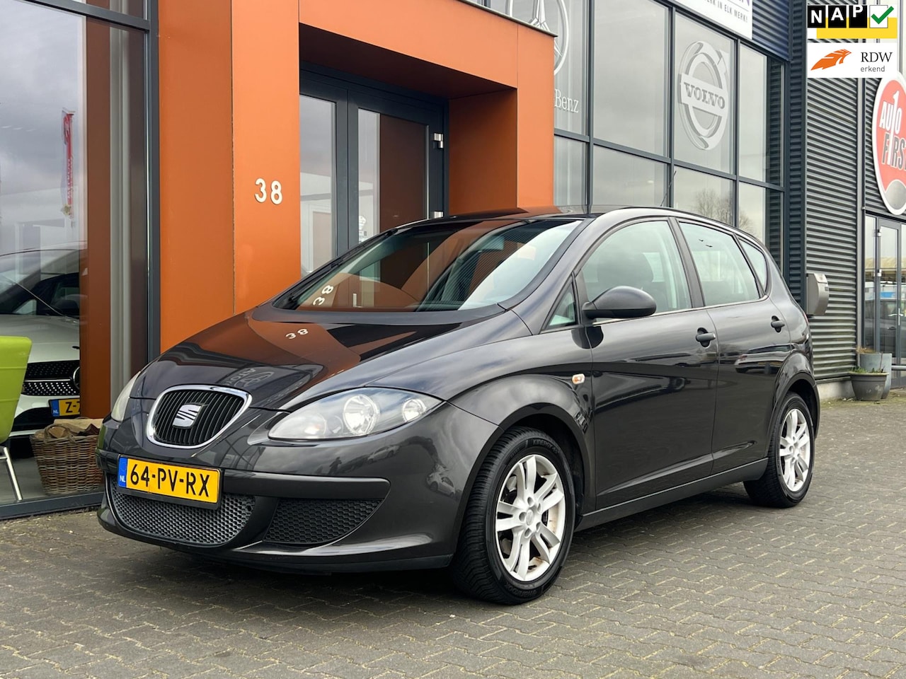 Seat Altea - 1.6 Reference|Airco|Bluetooth|PDC|Cruisecontrol - AutoWereld.nl