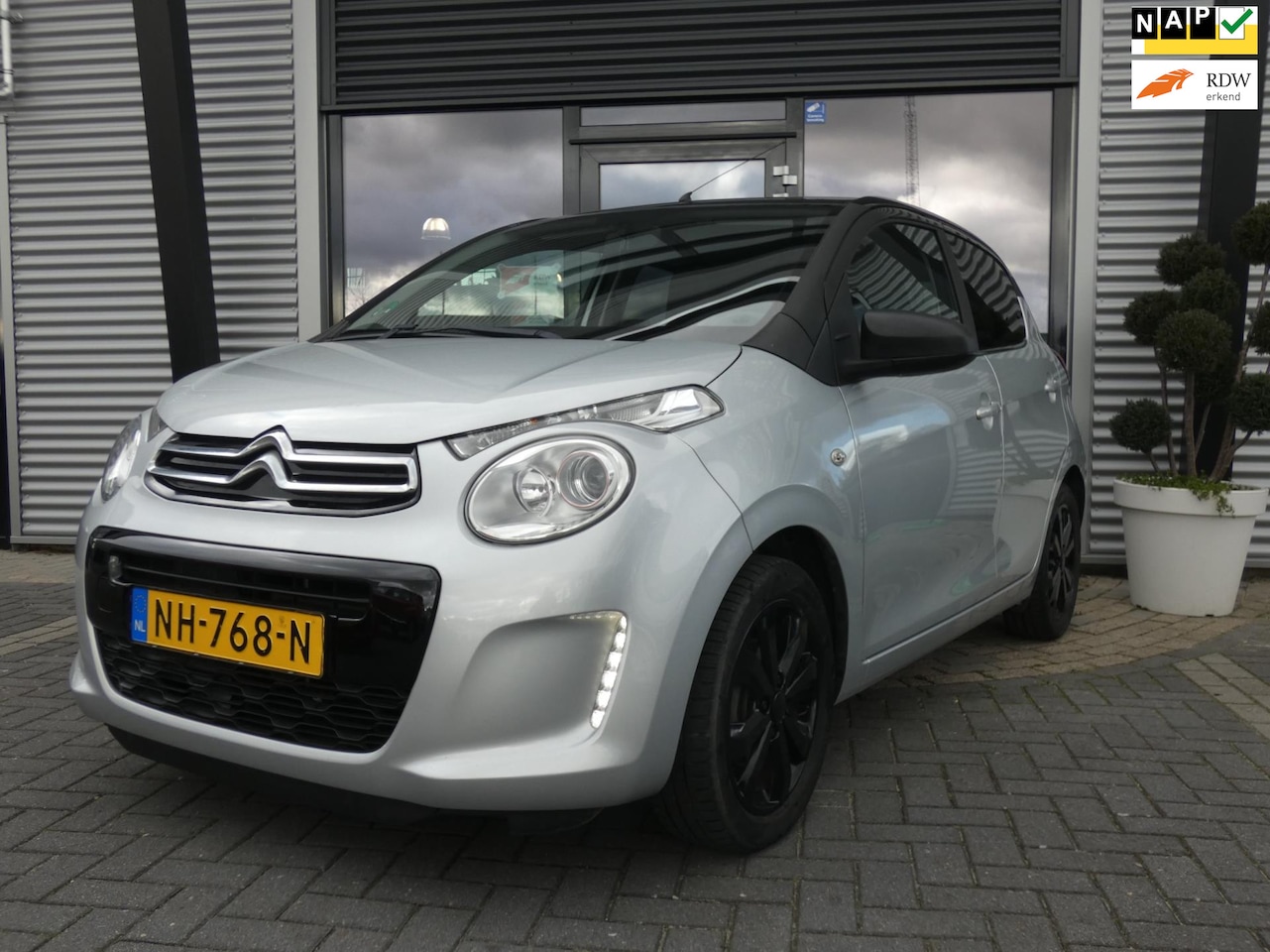 Citroën C1 - 1.0 VTi Shine 1.0 VTi Shine - AutoWereld.nl