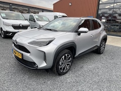 Toyota Yaris Cross - 1.5 HYBRID 130PK STUUR+STOELVERWARMING