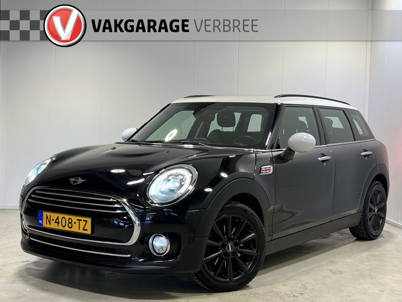 MINI Clubman - 1.5 Cooper Chili | PDC achter | Cruise Control | Climate Control | LED | 17'' Lichtmetalen - AutoWereld.nl