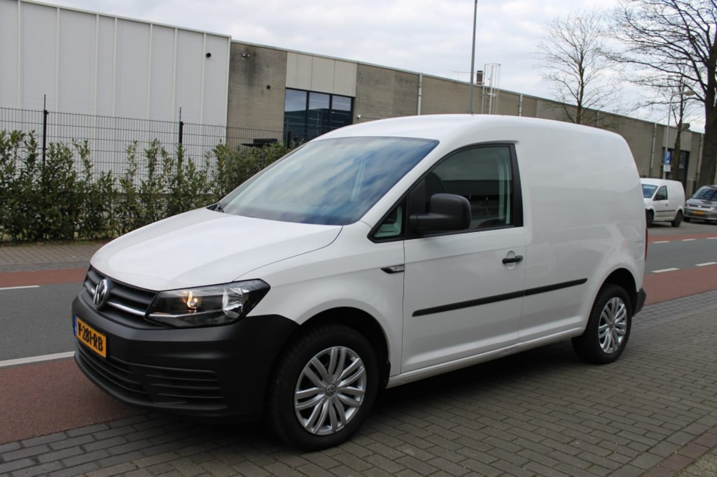 Volkswagen Caddy - 1.4 TSI Trendline Automaat - AutoWereld.nl