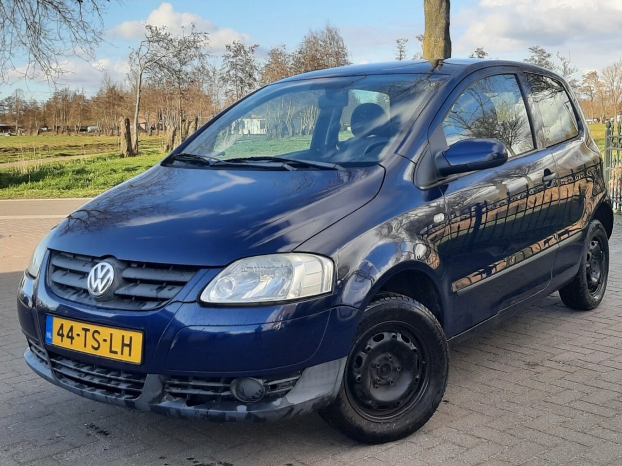 Volkswagen Fox - 1.4 75pk Airco NIEUWE KOPPELING EN APK - AutoWereld.nl