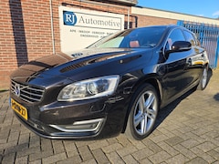 Volvo V60 - 2.4 D6 AWD Pl.i Sum. Hybride/NAP