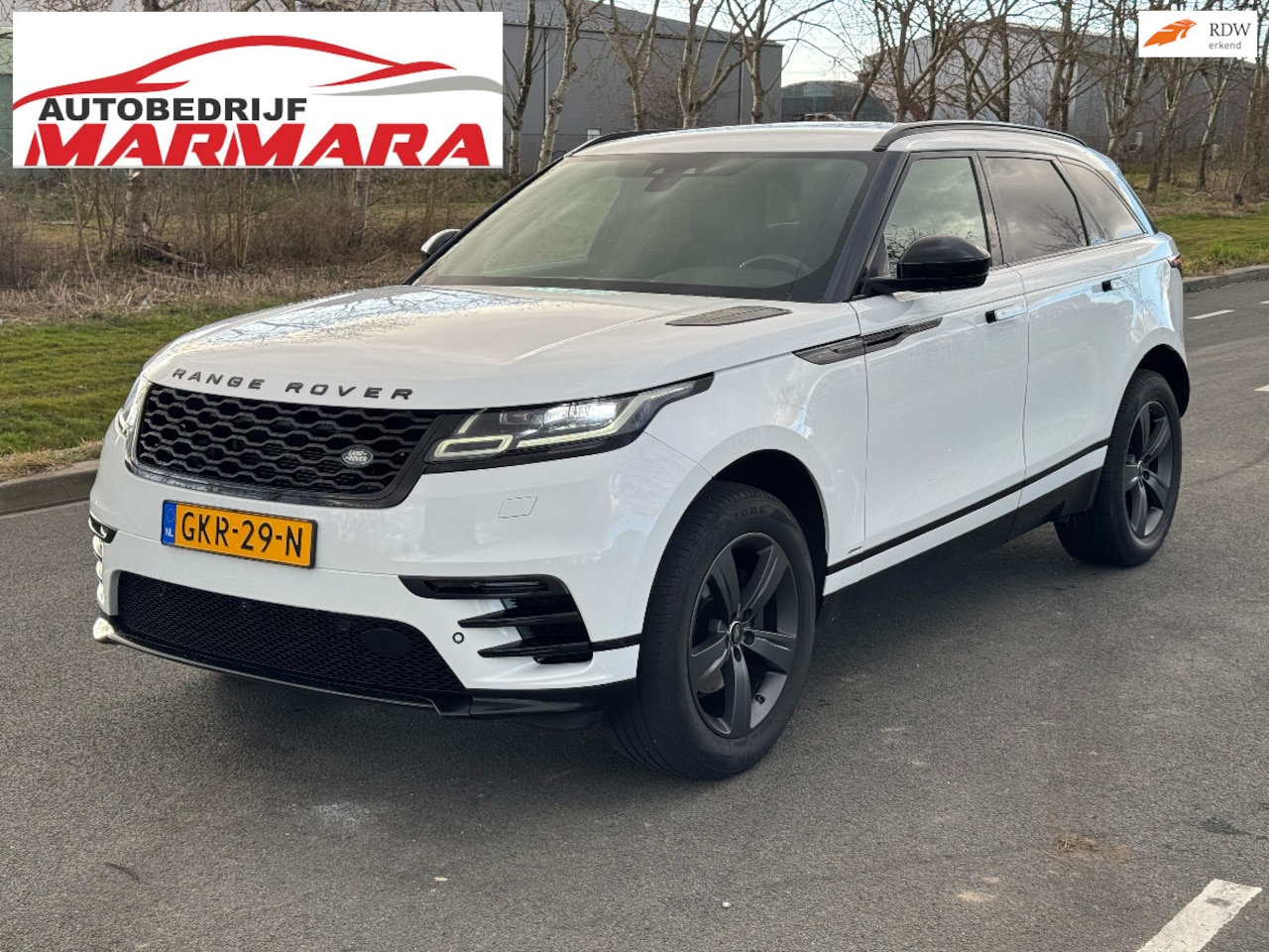 Land Rover Range Rover Velar - 2.0 D180 AWD R-Dynamic HSE / NAVI / AIRCO - AutoWereld.nl