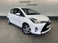 Toyota Yaris - 1.5 Hybrid Lease Edition Clima Camera Bluetooth Incl 12Mnd Garan