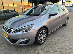 Peugeot 308 SW - 1.2 PureTech Allure / Navi / Xenon / Trekhaak / PDC