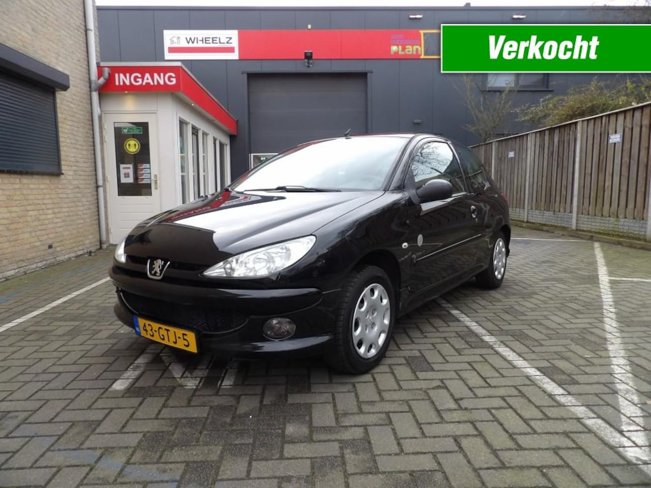 Peugeot 206 - 1.4 3drs - airco - nieuwe apk! - in zeer nette staat - AutoWereld.nl