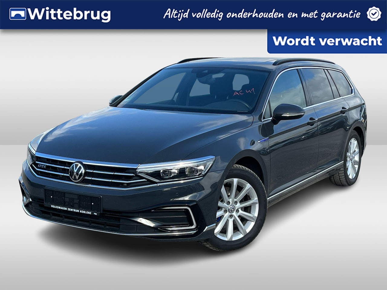 Volkswagen Passat Variant - 1.4 TSI PHEV GTE Business 1.4 TSI PHEV GTE Business, Pano / 17'' LM /  Camera 360 /  Suede Bekleding - AutoWereld.nl