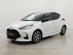 Toyota Yaris - 1.5 Hybrid Executive | Panoramadak | JBL | 17 inch | Head-up display