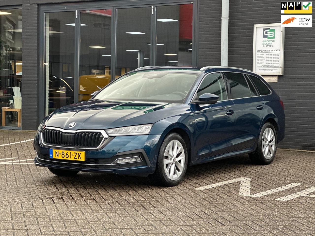 Skoda Octavia Combi - 1.5 TSI First Edition/150PK/VIRTUAL COCKPIT/CAMERA/NL-AUTO NAP!! - AutoWereld.nl