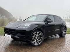 Porsche Cayenne Coupé - 3.0 E-Hybrid 470pk Luchtvering SportDesign Pano 22'' Trekhaak