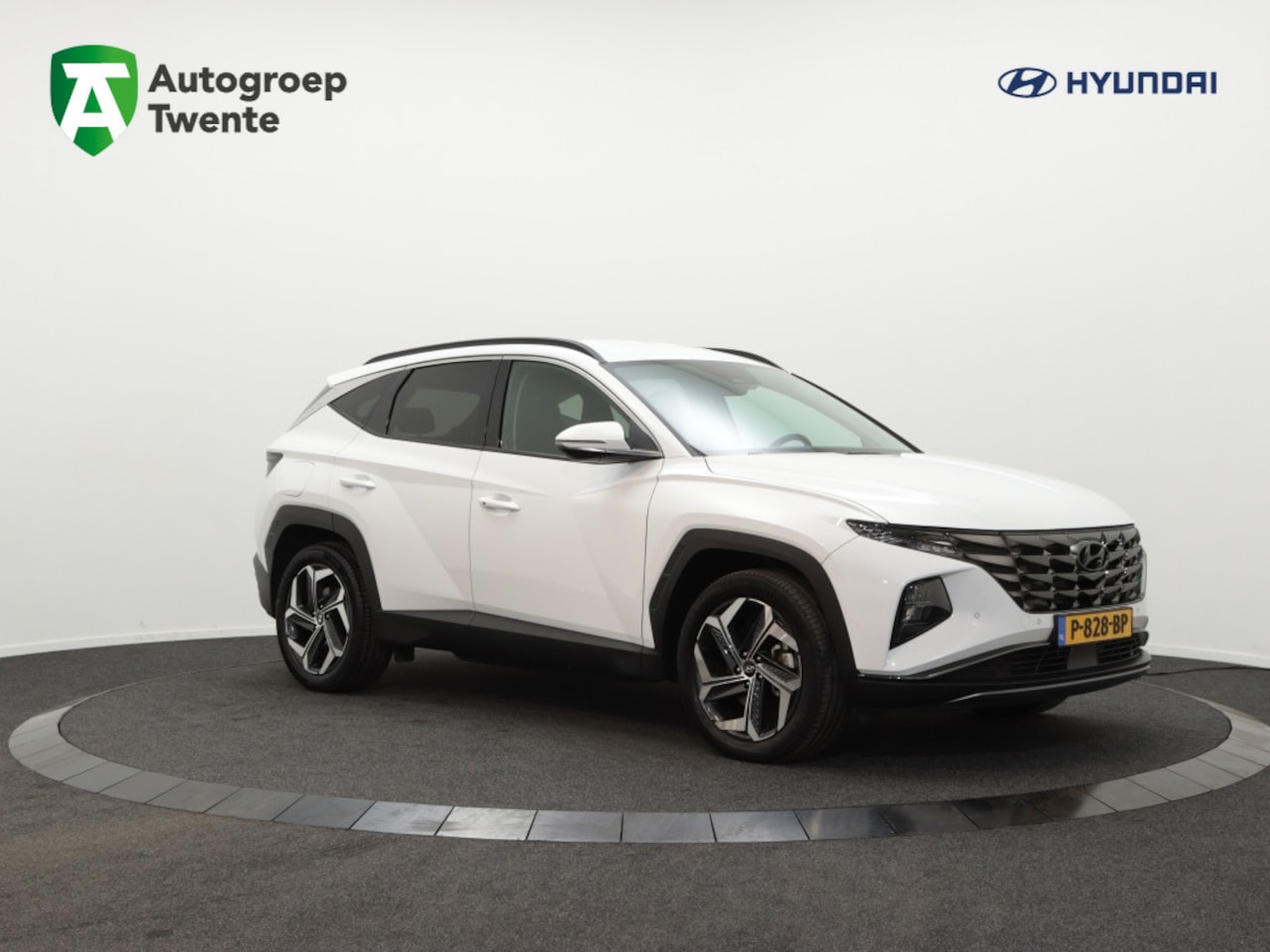 Hyundai Tucson - 1.6 T-GDI PHEV Comfort Smart | Carplay | DAB | Camera | Carplay - AutoWereld.nl