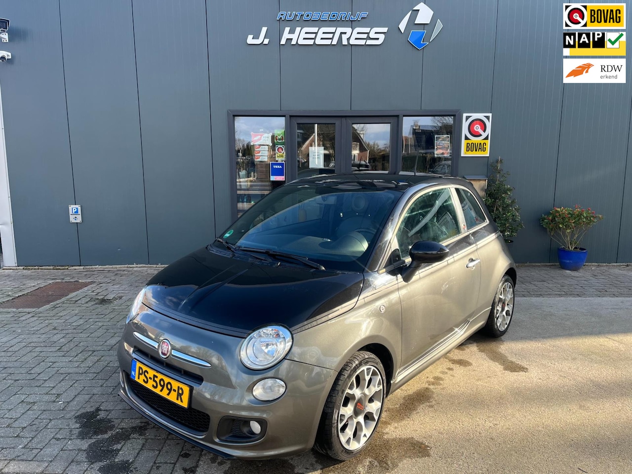 Fiat 500 C - 1.2 Lounge 1.2 Lounge,two tone,airco,leer,nw apk! - AutoWereld.nl