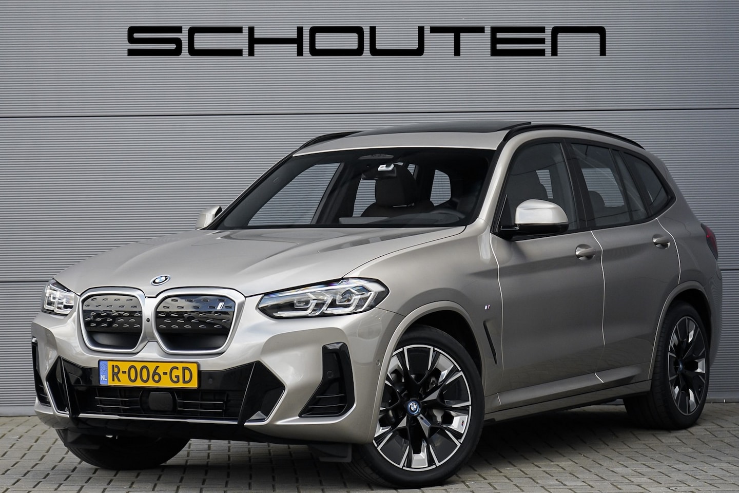 BMW iX3 - High Exec M-Sport H/K Trekhaak 1e Eig NL Auto - AutoWereld.nl