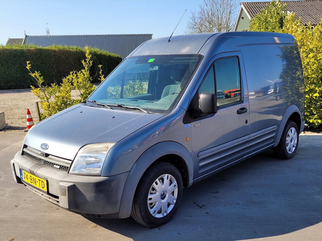 Ford Transit Connect - 1.8 TD 230L | Airco | Trekhaak | PDC - AutoWereld.nl