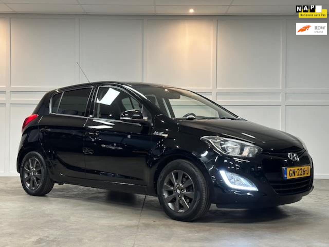 Hyundai i20 - 1.2i Go! Plus / Airco / Cruise / 2015 - AutoWereld.nl