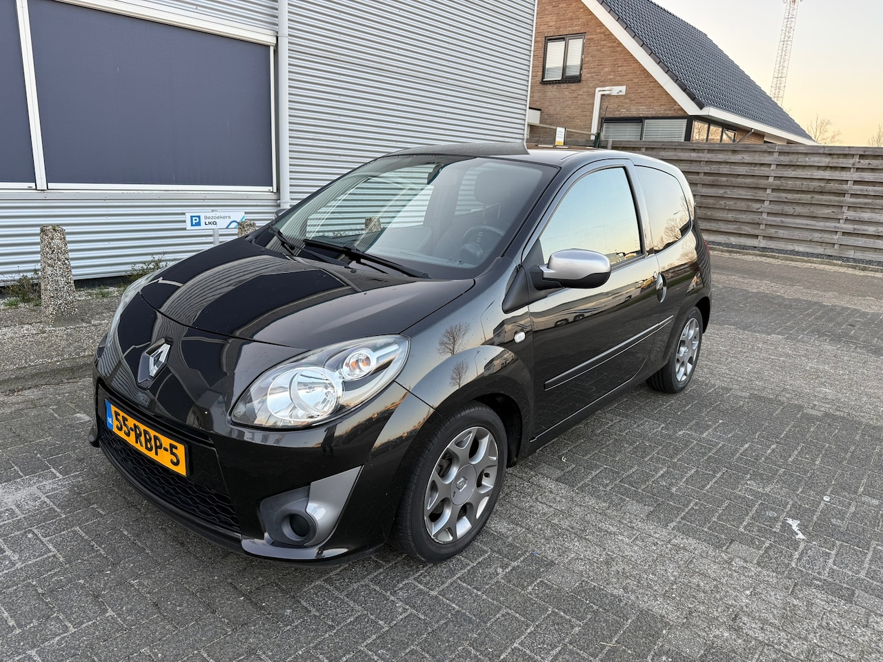 Renault Twingo - 1.2-16V Collection 3-Drs Airco! Bj:2011 NAP! - AutoWereld.nl