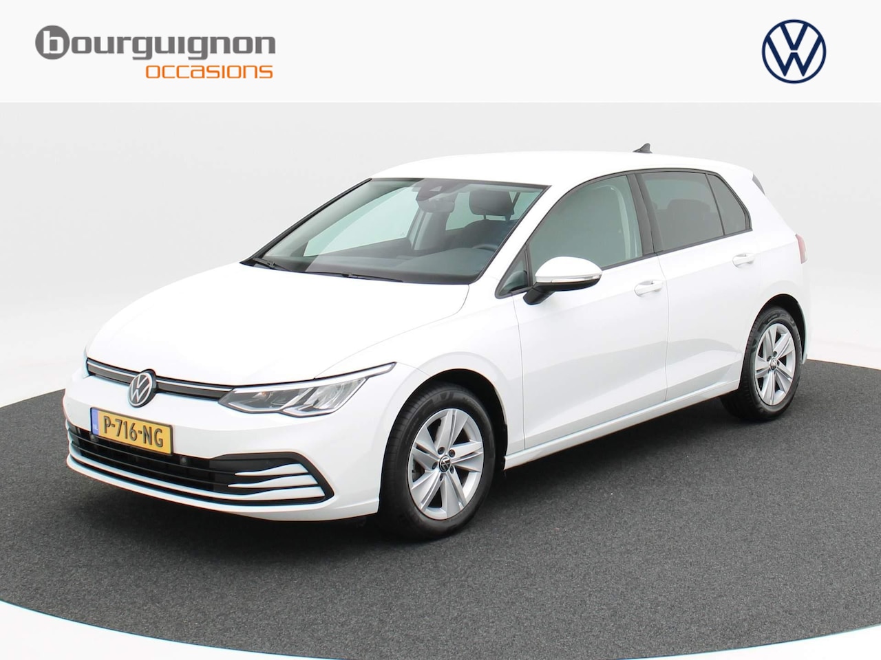 Volkswagen Golf - 1.5 TSi 130 Pk Life Business | Trekhaak | Climate Controle | Stoelverwarming | Privacy Gla - AutoWereld.nl