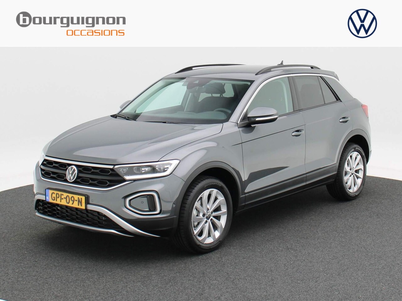 Volkswagen T-Roc - 1.5 TSi Oranje Edition Volkswagen T-Roc 1.5 TSI Oranje Edition Automaat 150 Pk | 988 Km!! - AutoWereld.nl