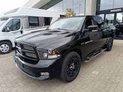 Dodge Ram 1500 - 5.7 V8 4x4 RC 8'0