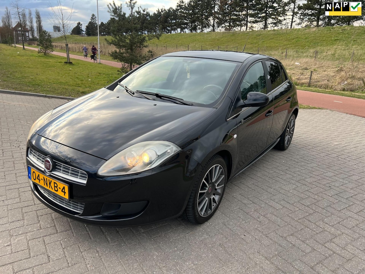 Fiat Bravo - 1.4 T-Jet Dynamic 1447.762KM NAP! NWE APK - AutoWereld.nl