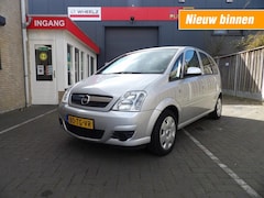 Opel Meriva - 1.6 automaat - airco - trekhaak - slechts 114043km