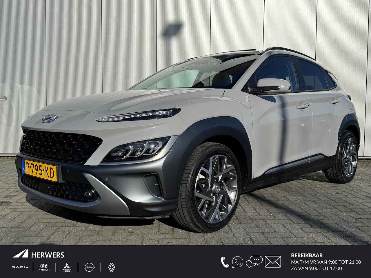 Hyundai Kona - 1.6 GDI HEV Premium Sky / Lederen bekleding / Dealer onderhouden / Adaptieve Cruise Contro - AutoWereld.nl