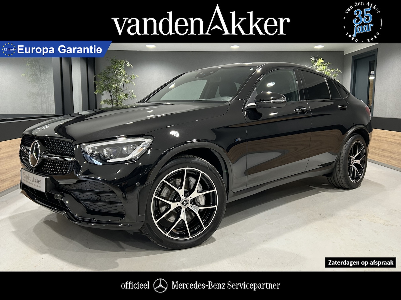 Mercedes-Benz GLC-klasse Coupé - 300e AMG // Luchtvering // Trekhaak // Distronic // Burmester // Headup // 360 Camera // M - AutoWereld.nl