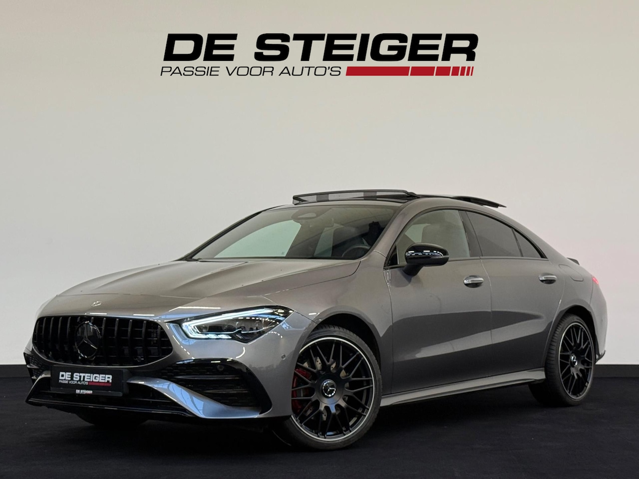 Mercedes-Benz CLA-Klasse - 250 e AMG 63 Pano Sfeer Keyless Multibeam Led - AutoWereld.nl