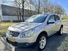 Nissan Qashqai - 1.6 Acenta*NEW APK*GLAZEN DAK*PARKEERSENSOR