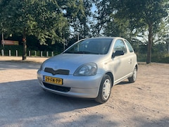 Toyota Yaris - 1.3-16V VVT-i Luna | 86 Pk | Airco | Centr. Vergrendeling