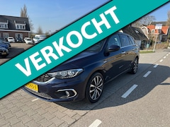 Fiat Tipo Stationwagon - 1.4 16v Lounge Navi, PDC, Trekhaak, Climat control, Cruisecontrol