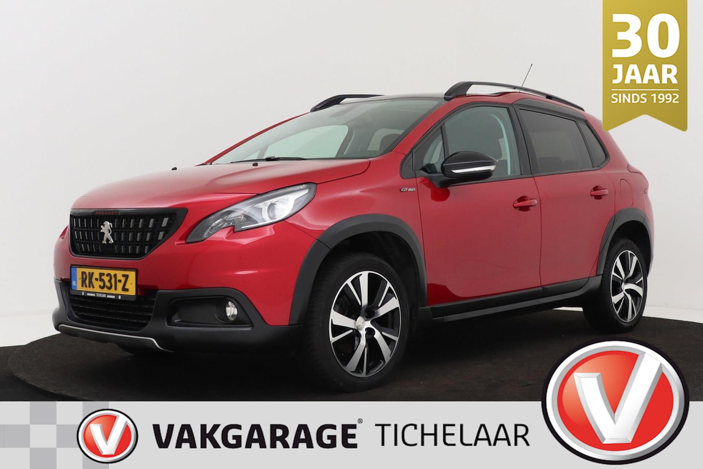 Peugeot 2008 - 1.2 PureTech GT-line | Panoramadak | Trekhaak | Camera | DAB+ | CarPlay - AutoWereld.nl