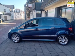 Mercedes-Benz B-klasse - 200 automaat nw apk bij aflevering