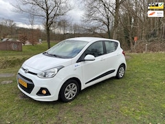 Hyundai i10 - 1.0i i-Motion Comfort weinig km