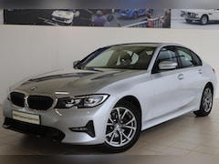 BMW 3-serie - 320i Executive Edition