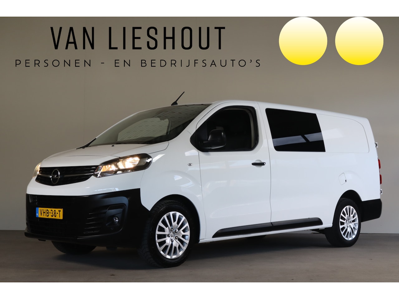 Opel Vivaro - 2.0 CDTI L3H1 DC Edition BPM-Vrij!! 6-Persoon's I Apple Car-Play - AutoWereld.nl