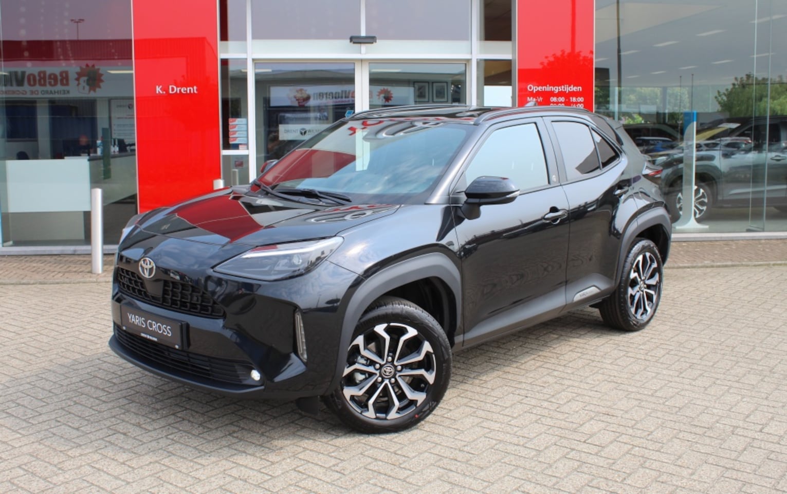 Toyota Yaris Cross - 1.5 Hybrid 130 Executive Limited | Sensoren v/a | Stoel & Stuurv - AutoWereld.nl